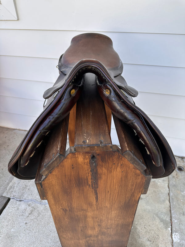 Vintage Hermès Saddle