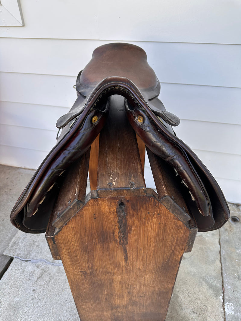 Vintage Hermès Saddle