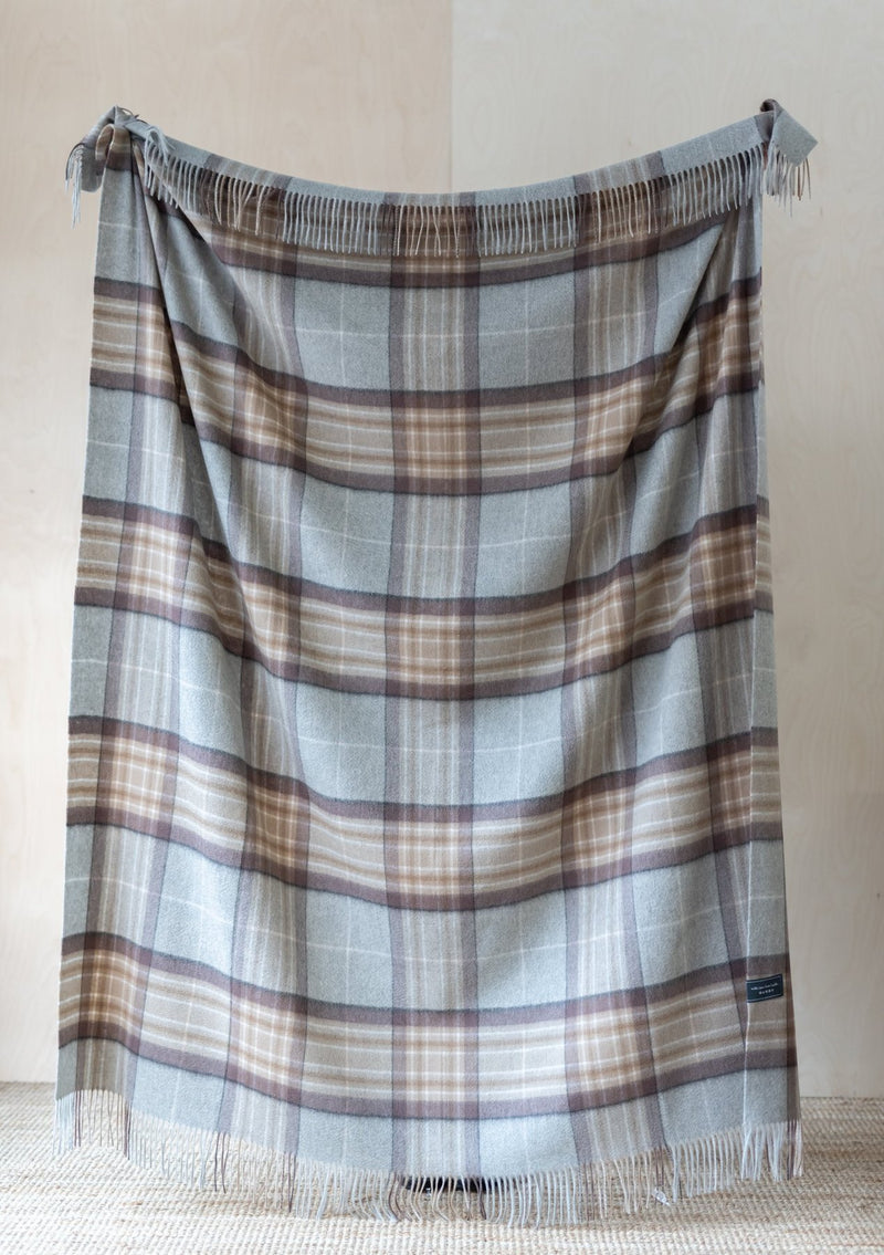 Cashmere Blanket in Mackellar Tartan